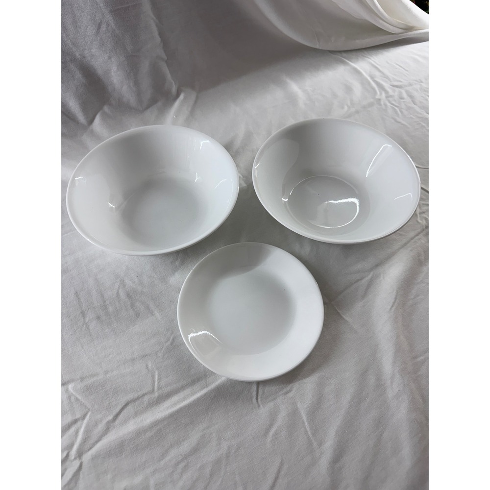 Corelle by Corning Winter Frost White 2 Bowls 1 Plate Vitrelle Glass Made in USA